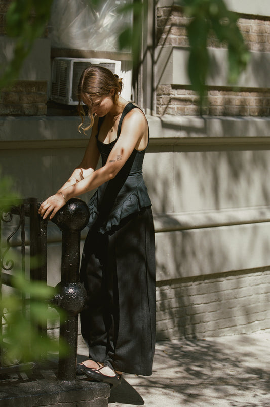 11 Pleated Trouser